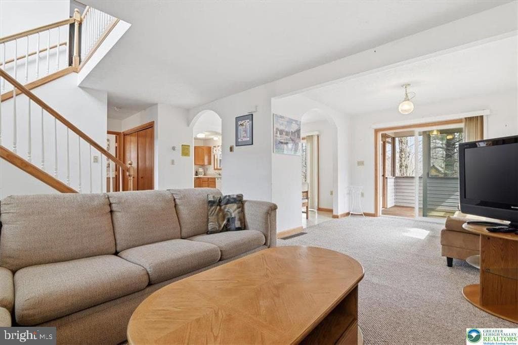 7225 Winnebago Drive photo 3