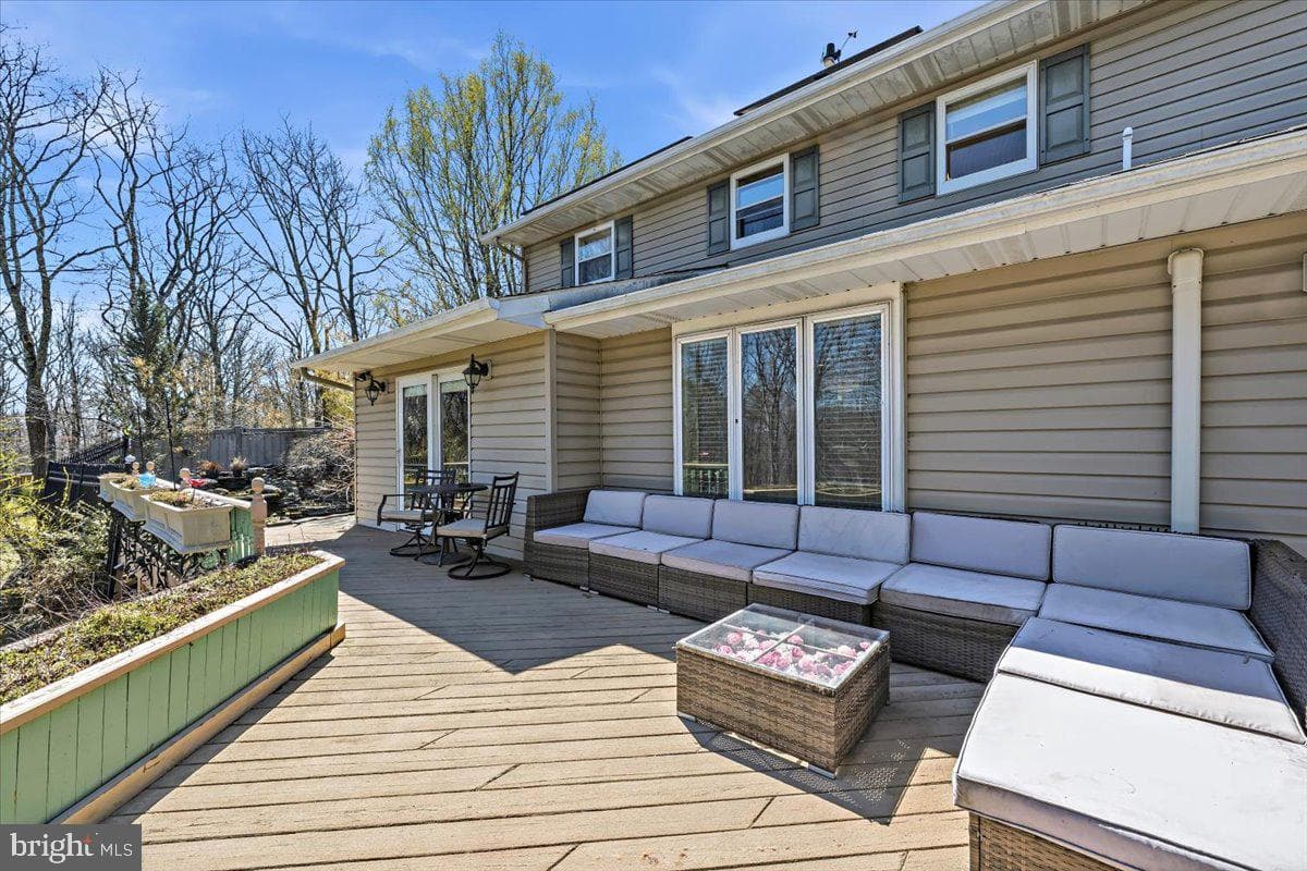 164 Chestnut Oak Drive photo 18