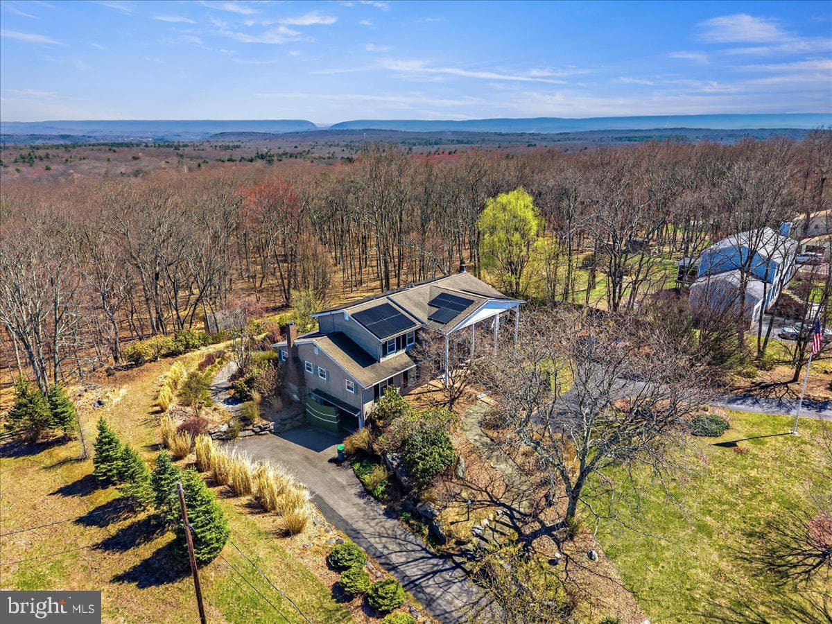 164 Chestnut Oak Drive, Tannersville