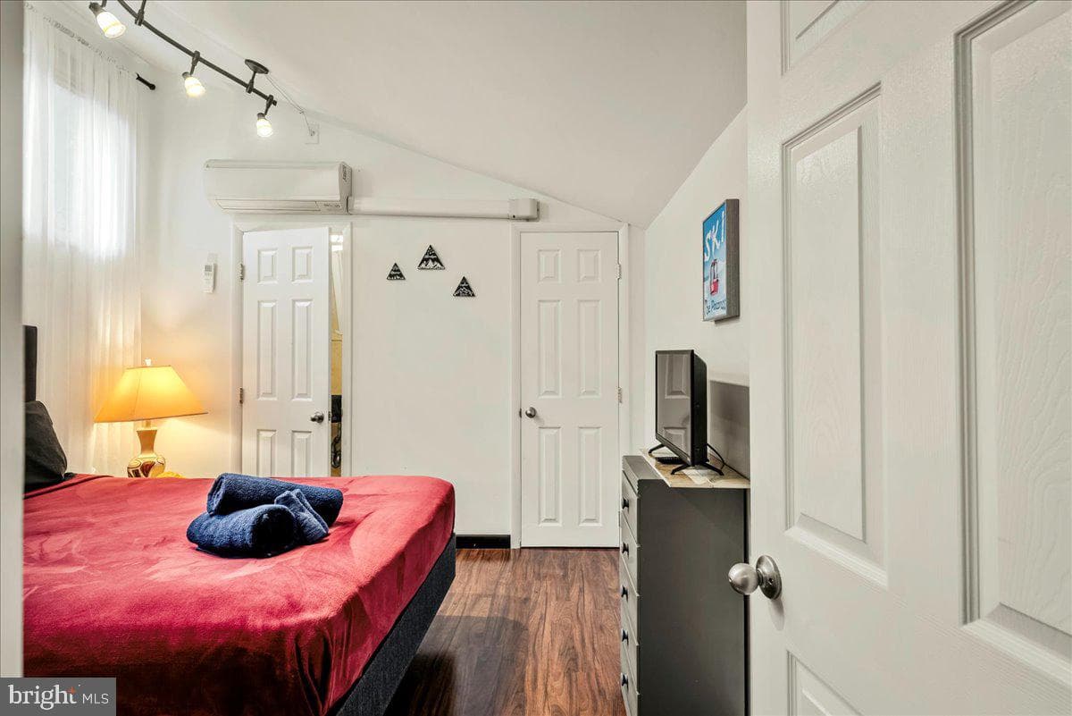31 Middle Village Way photo 18