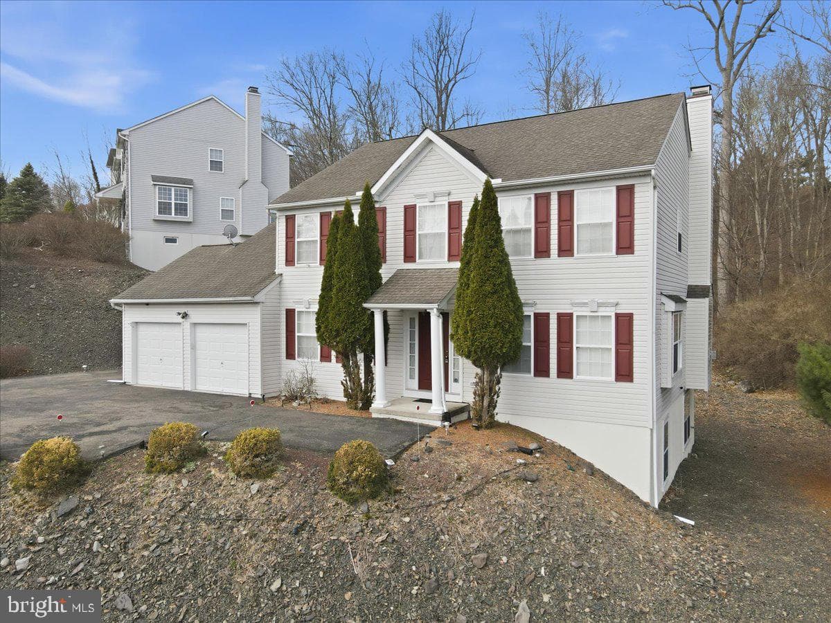 706 Franklin Court, East Stroudsburg