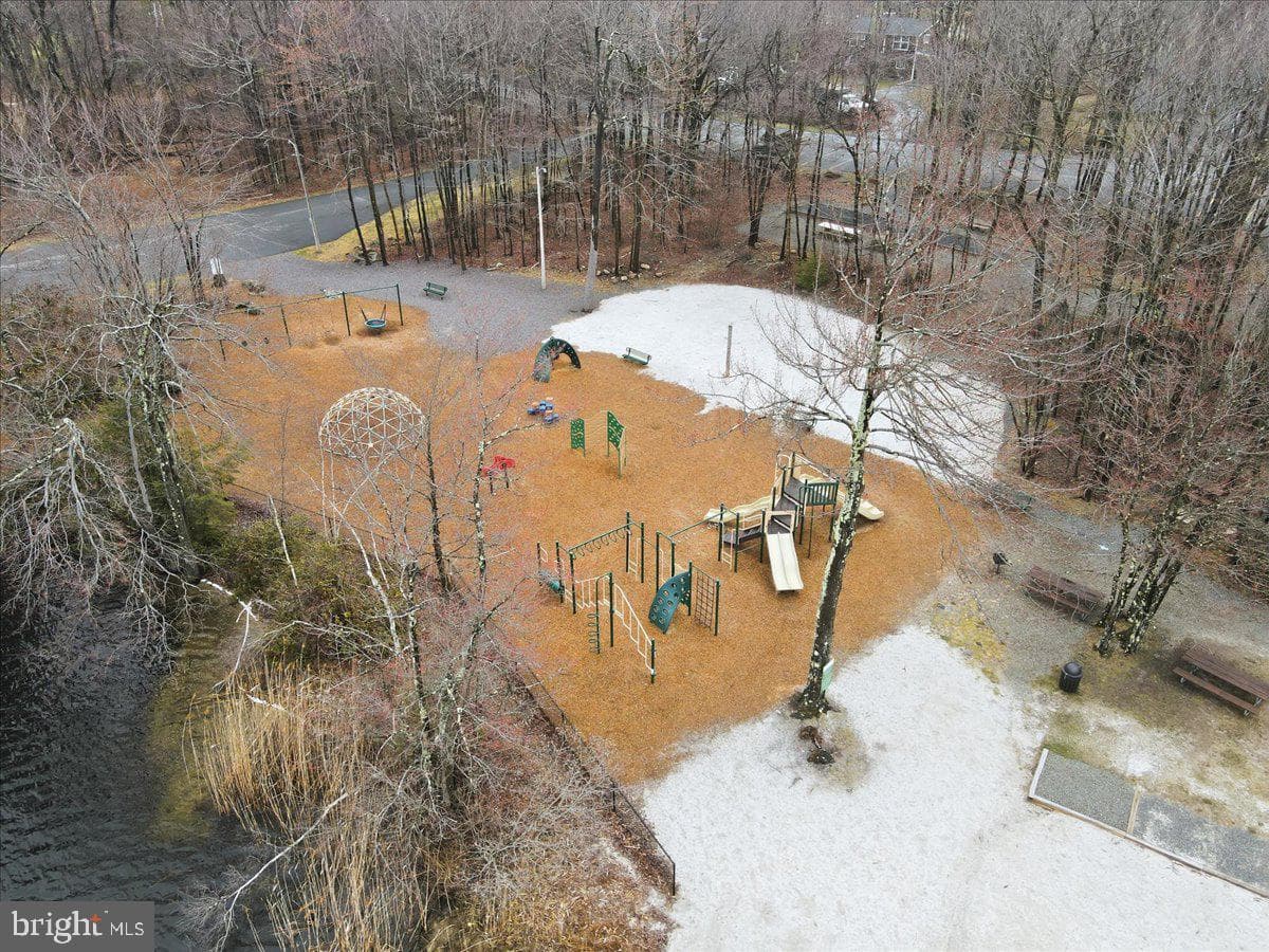 112 Pin Oak Lane photo 25