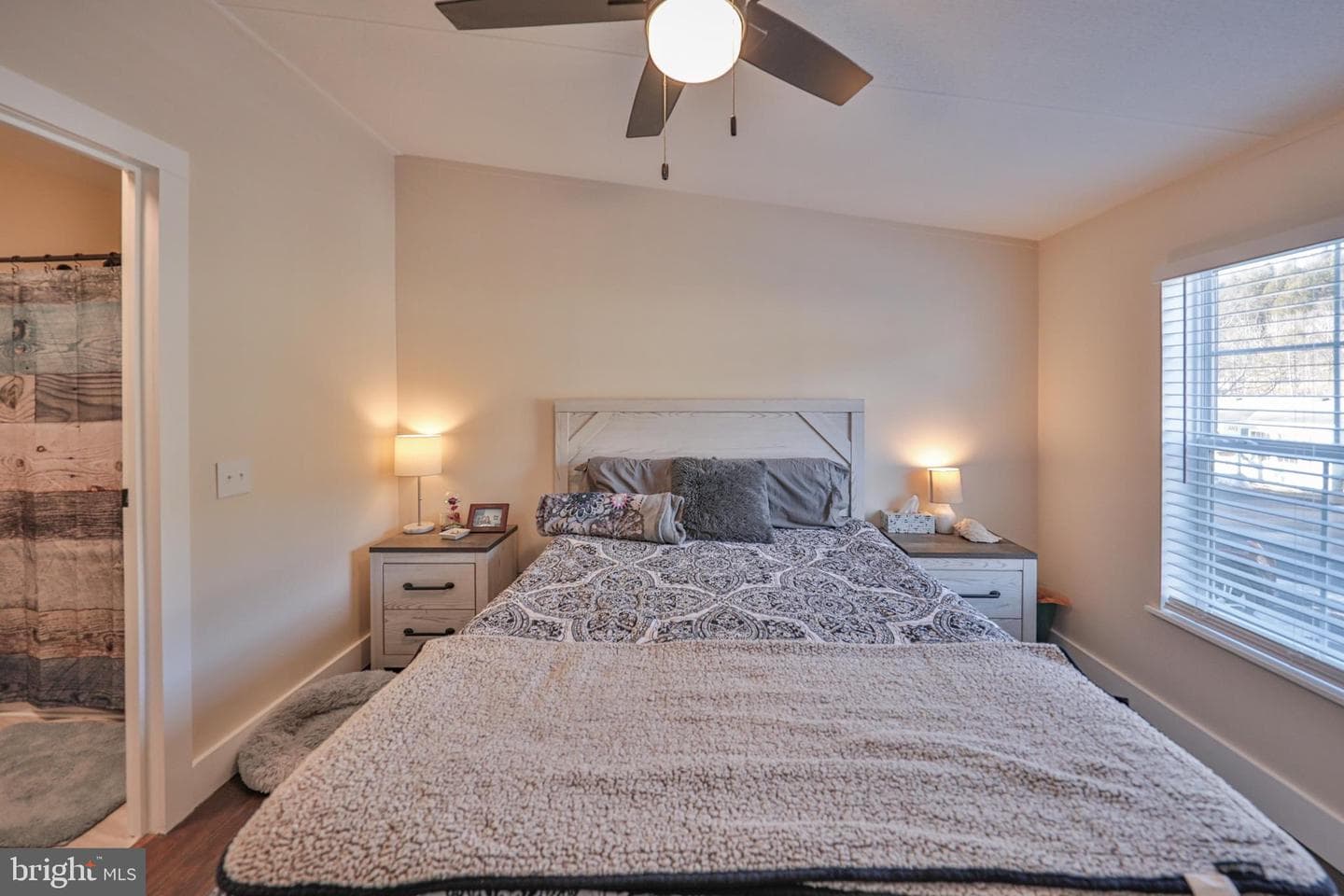 1215 Blue Mountain Circle photo 19