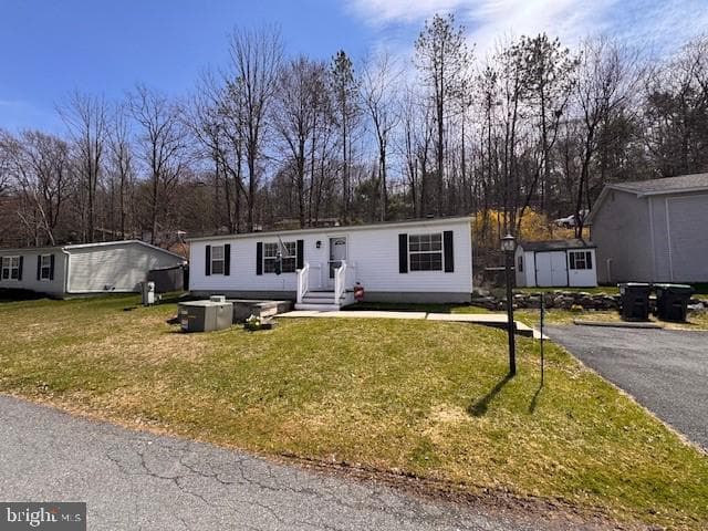 1215 Blue Mountain Circle, Saylorsburg