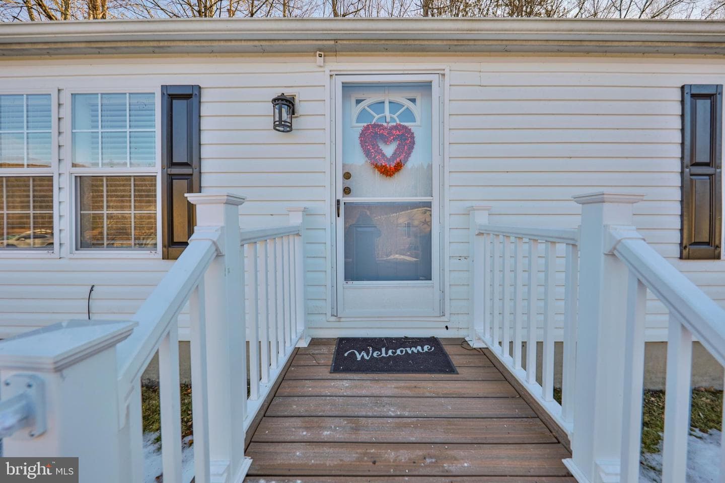 1215 Blue Mountain Circle photo 4