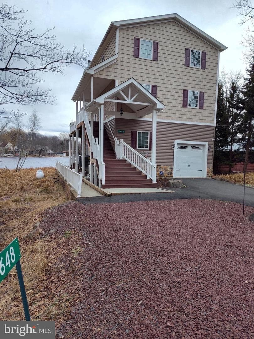 7648 Lake Shore Drive, Pocono Lake
