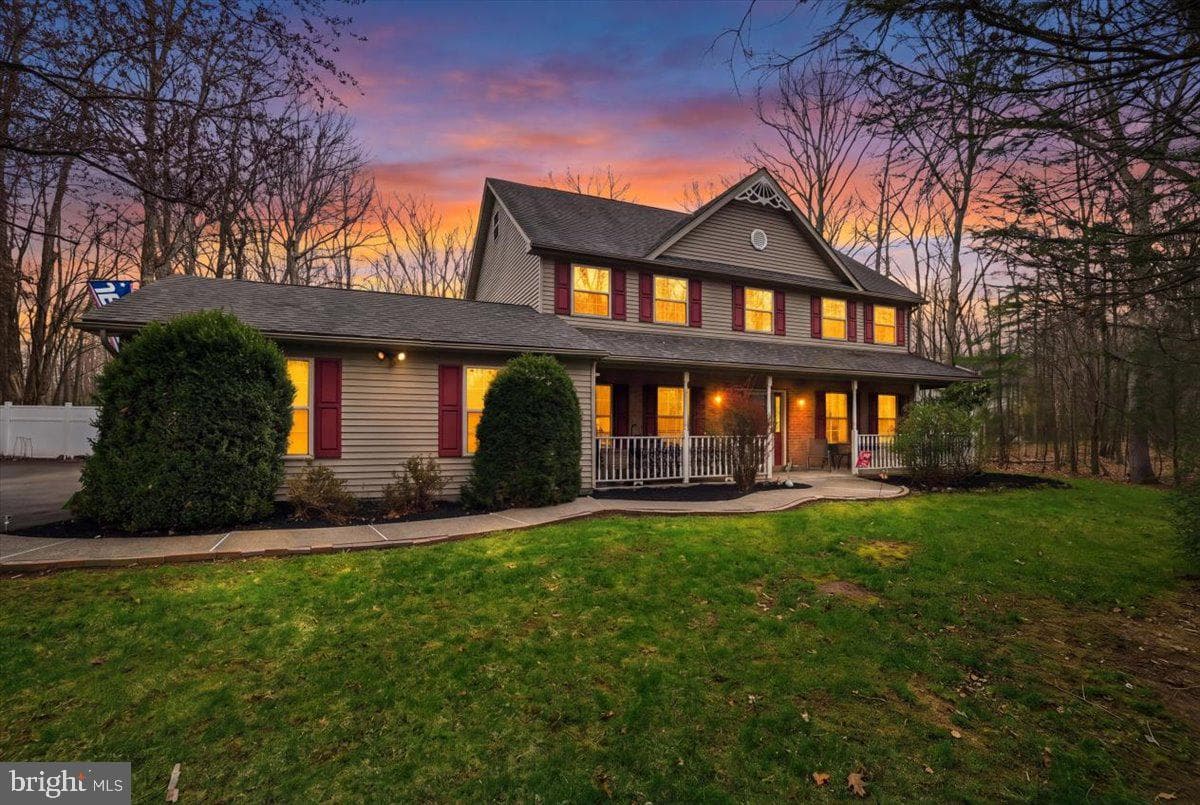 9 Hickory Drive, East Stroudsburg