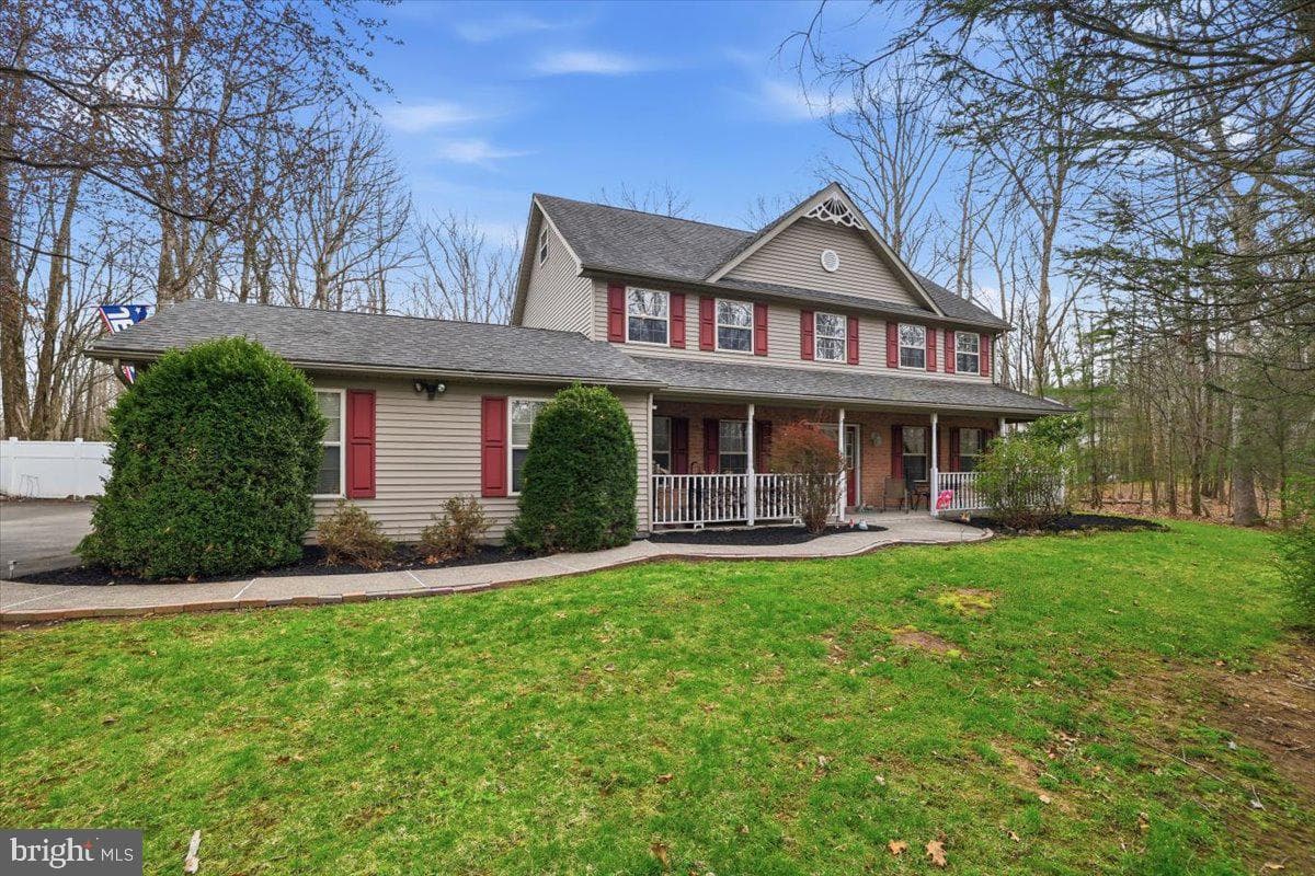 9 Hickory Drive, East Stroudsburg
