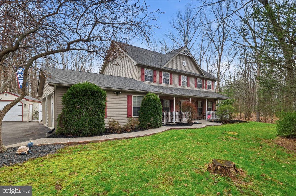9 Hickory Drive photo 3