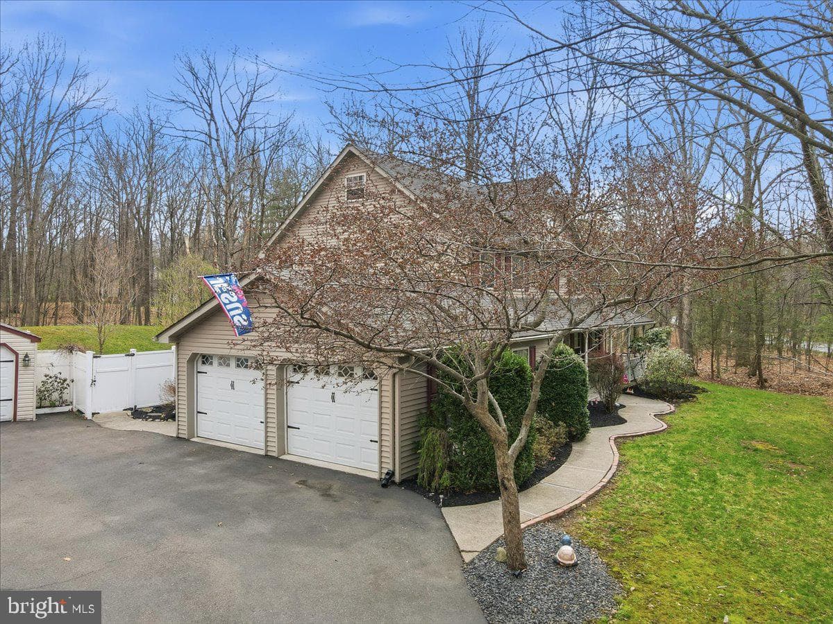 9 Hickory Drive photo 40