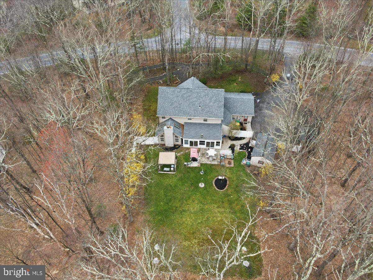 9 Hickory Drive photo 42