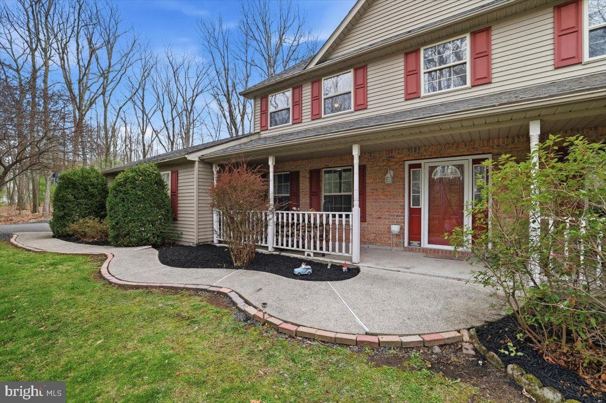 9 Hickory Drive photo 5
