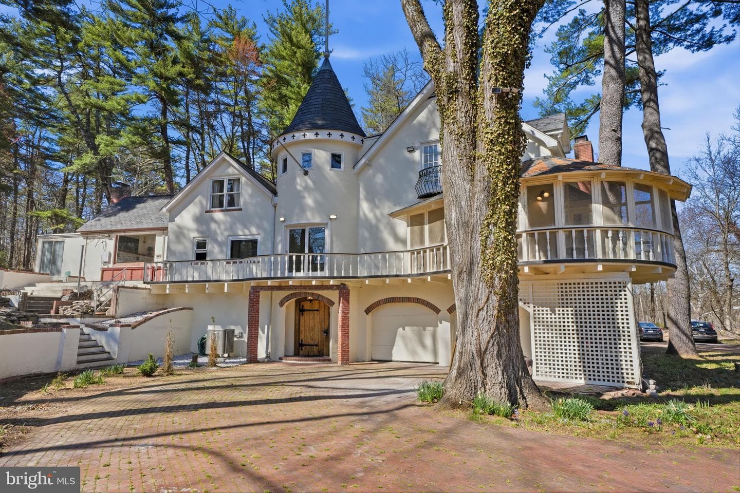 720 Stokes Mill Road, East Stroudsburg
