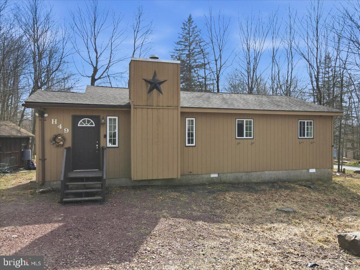 8531 Hillcrest Drive #h49, Tobyhanna