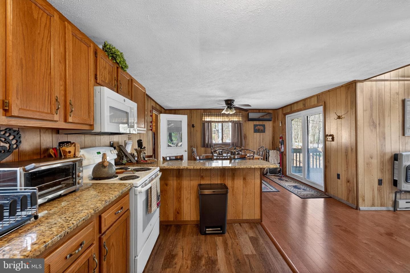 2038 Beaver Run Road photo 9