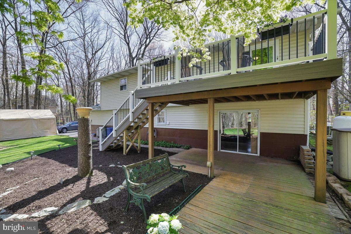 520 Executive Dr photo 38