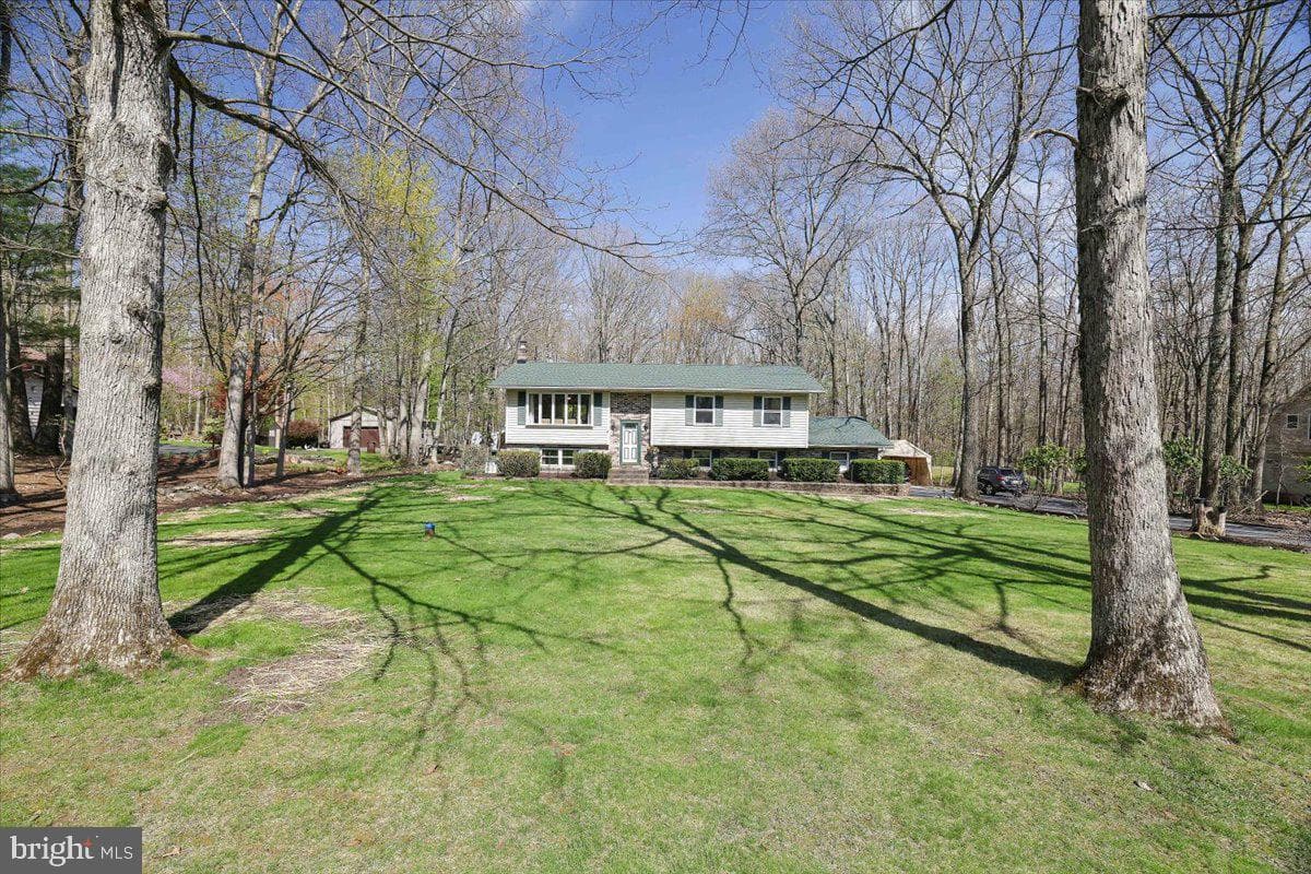 520 Executive Dr photo 48