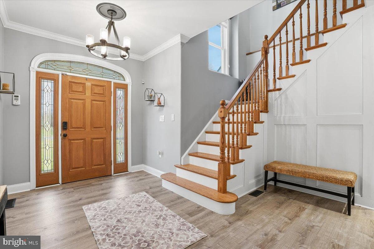 5556 Bridle Road photo 11