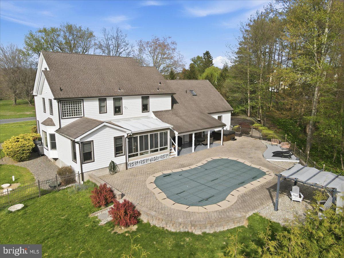 5556 Bridle Road photo 112