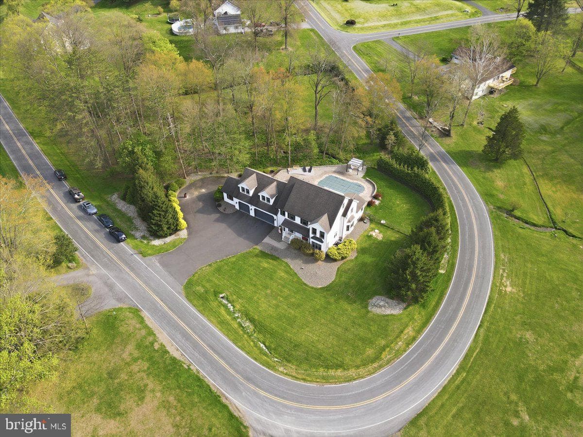 5556 Bridle Road photo 120