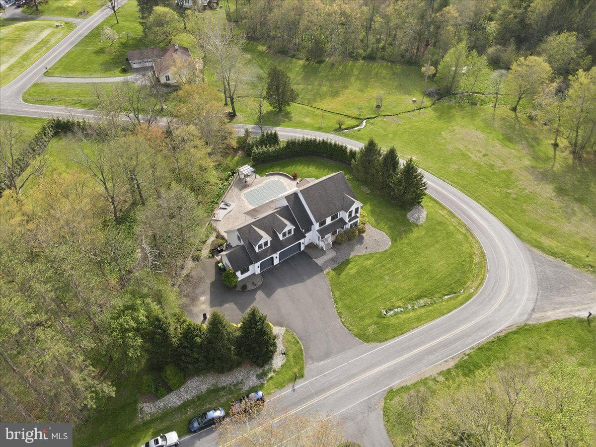 5556 Bridle Road photo 121