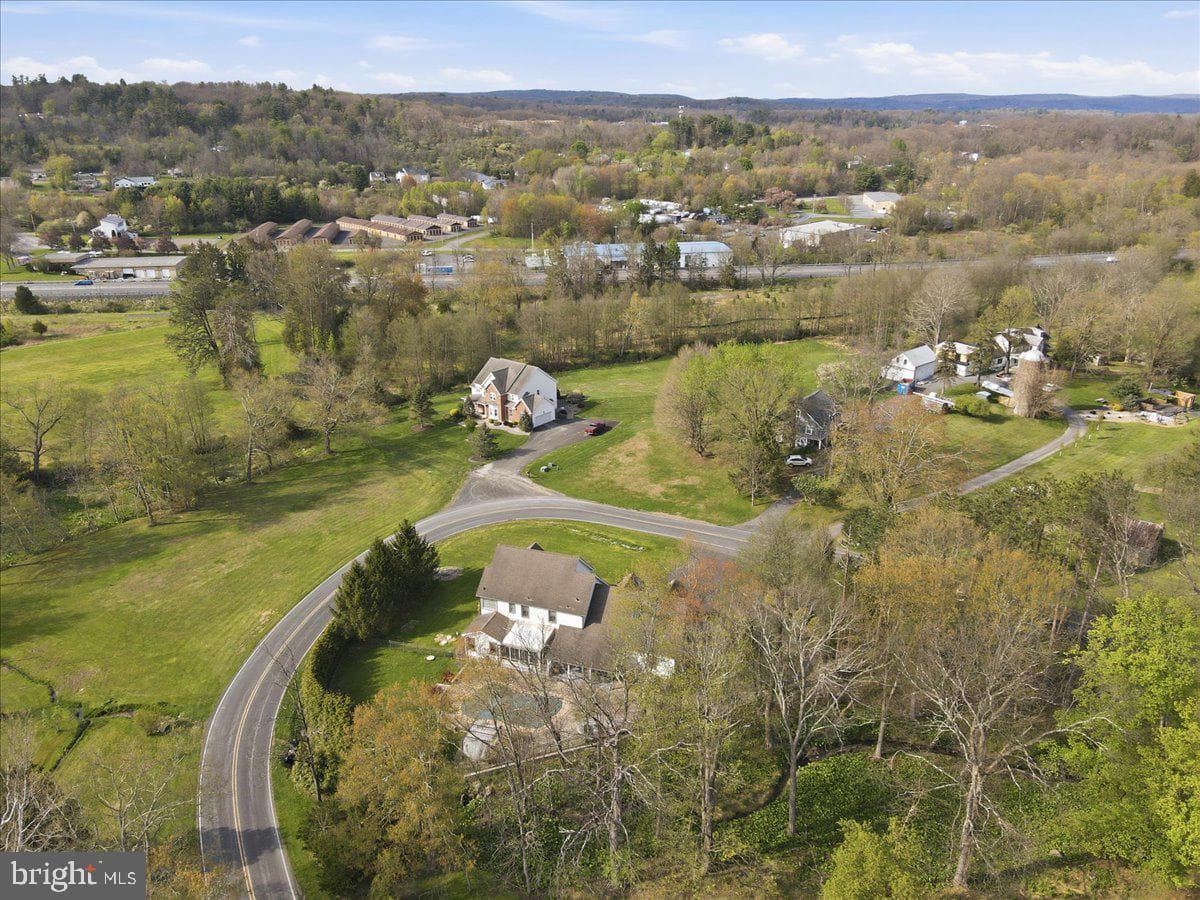 5556 Bridle Road photo 124