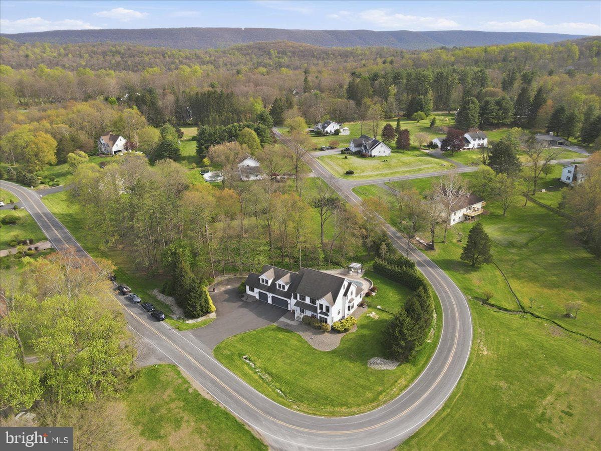5556 Bridle Road photo 125