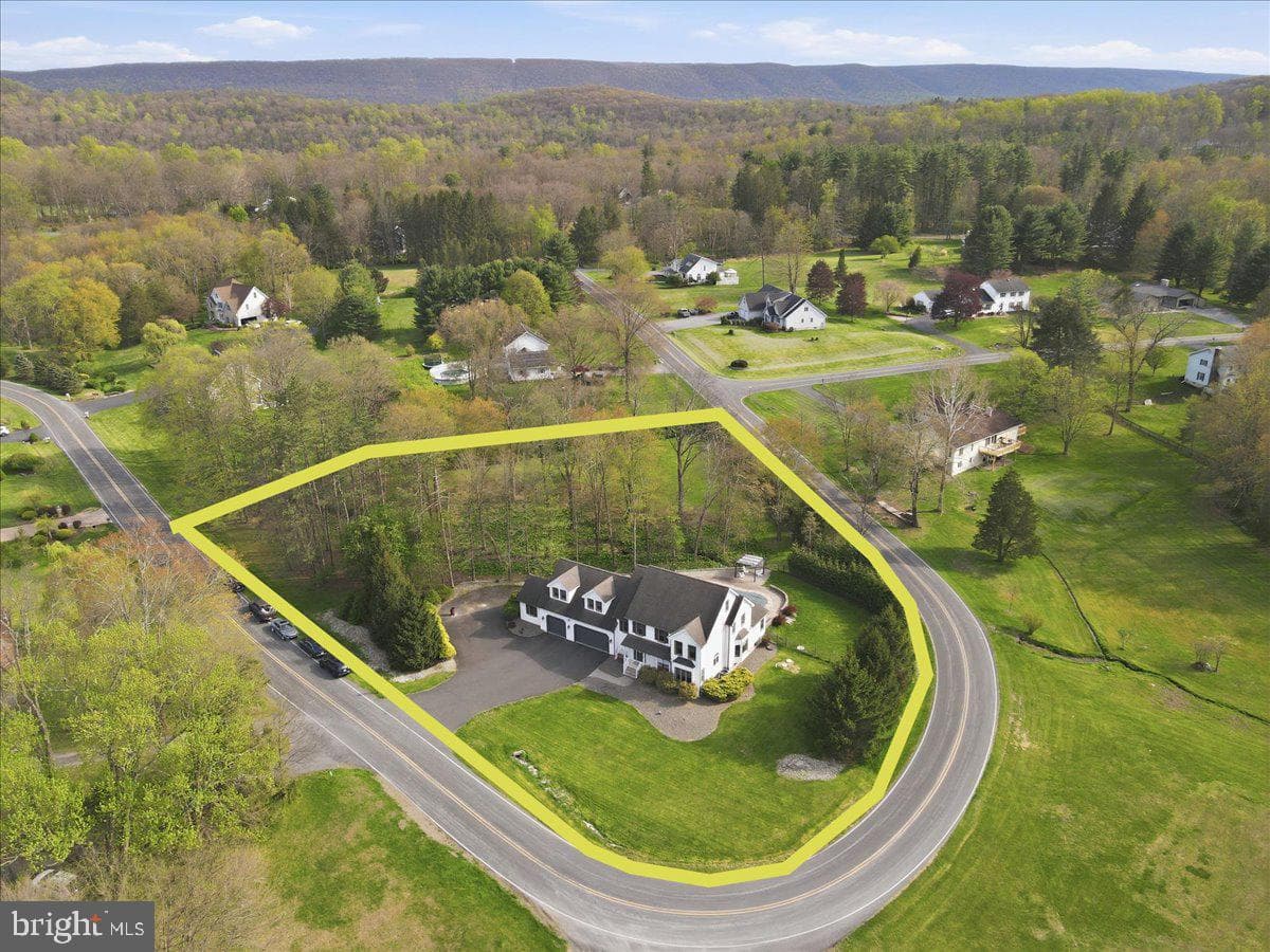 5556 Bridle Road photo 126