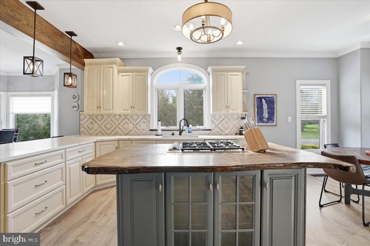 5556 Bridle Road photo 26