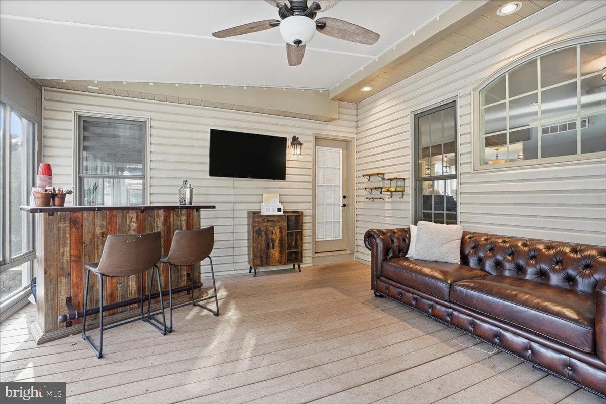 5556 Bridle Road photo 34
