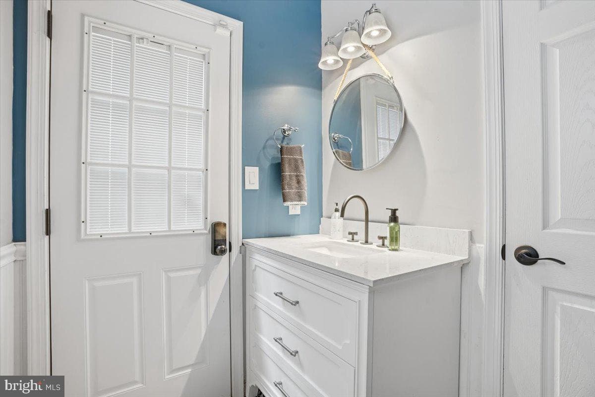5556 Bridle Road photo 63