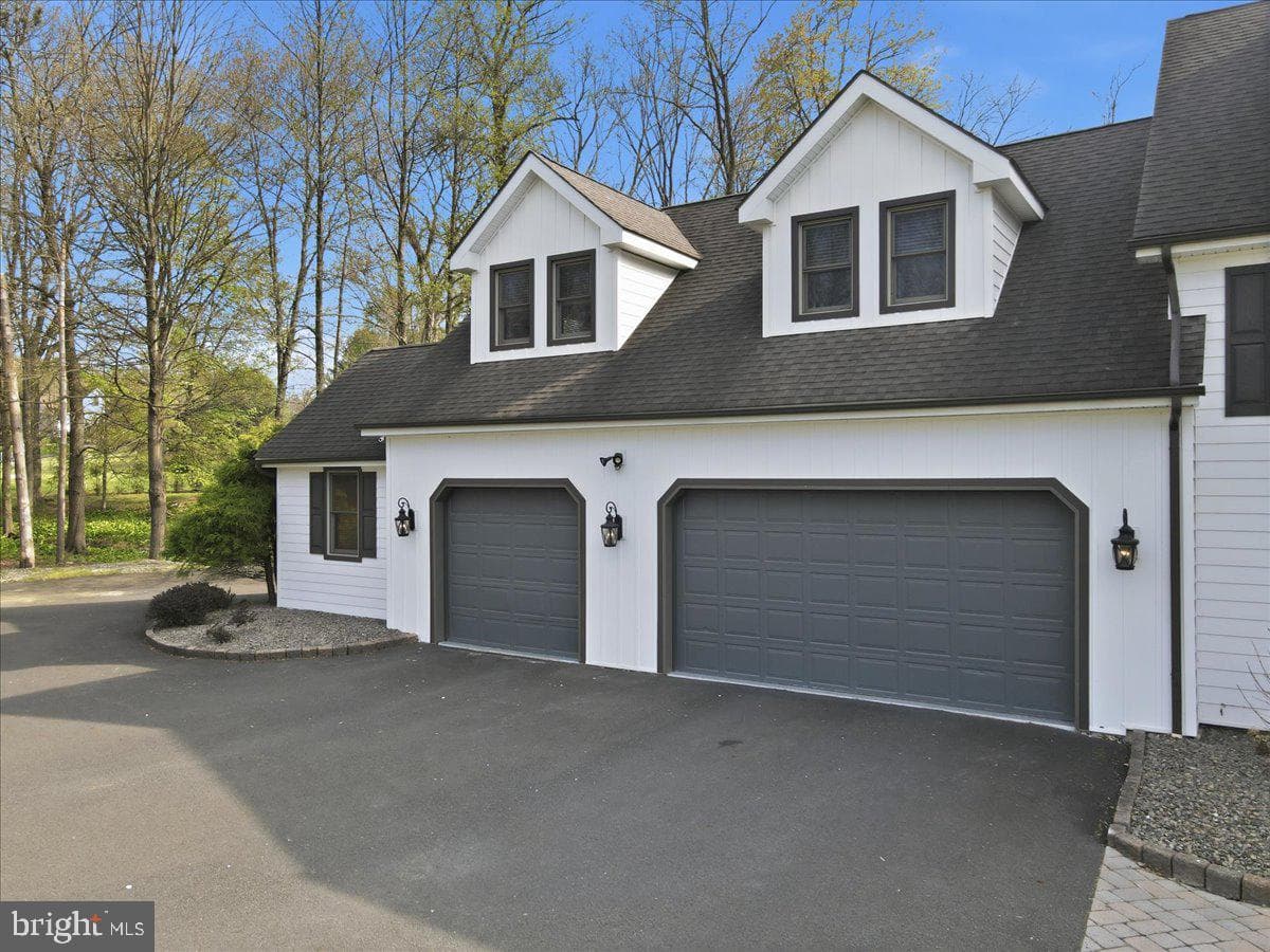 5556 Bridle Road photo 81