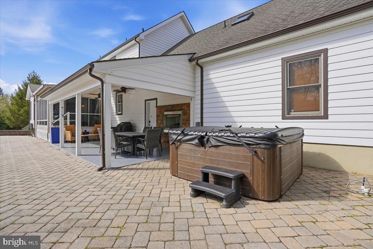 5556 Bridle Road photo 89
