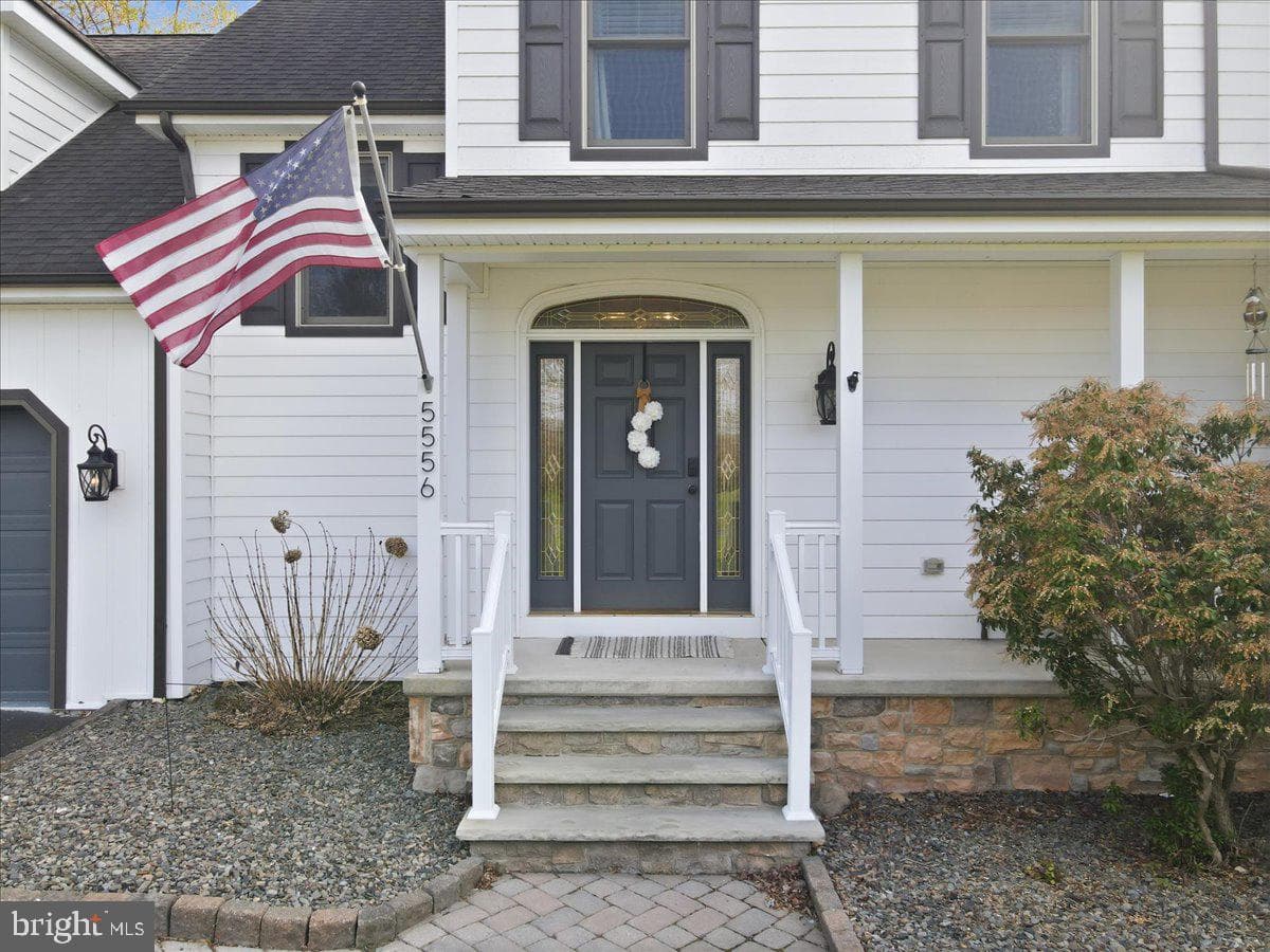 5556 Bridle Road photo 9