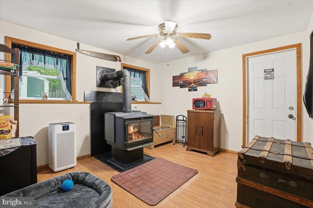 149 Mcmichaels Court photo 16
