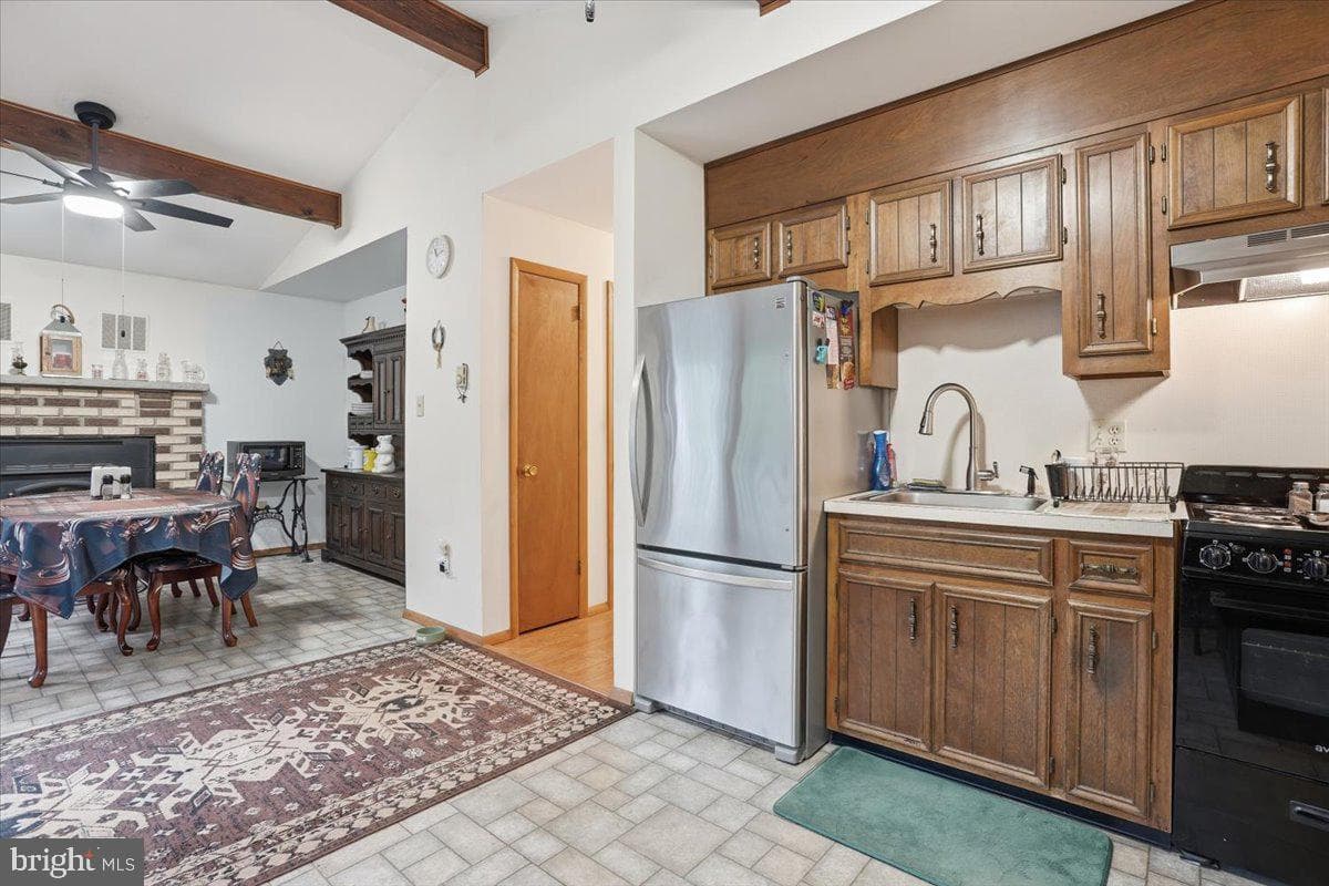 149 Mcmichaels Court photo 27