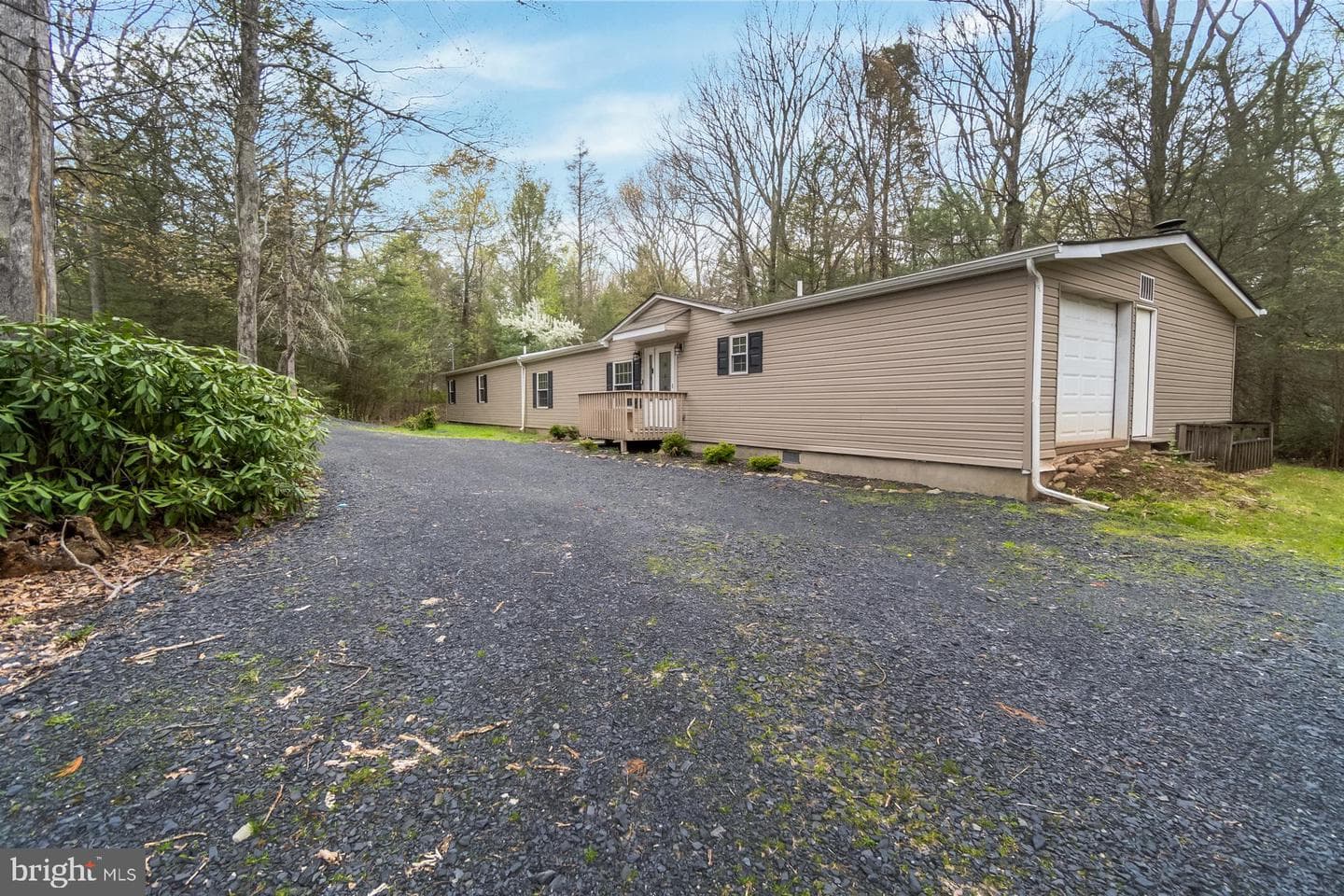 728 Dotters Corner Road photo 2