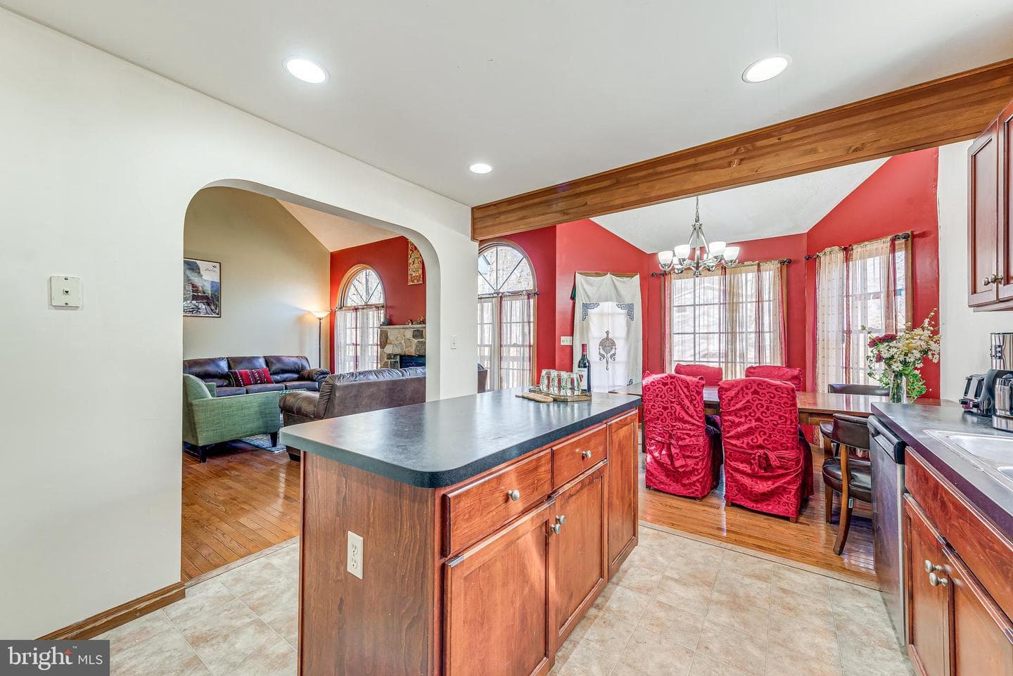 1624 Cotswold Road photo 11