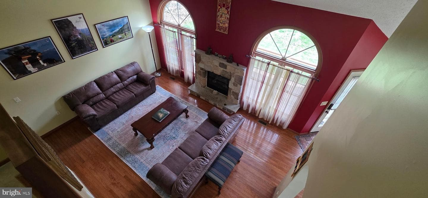 1624 Cotswold Road photo 26