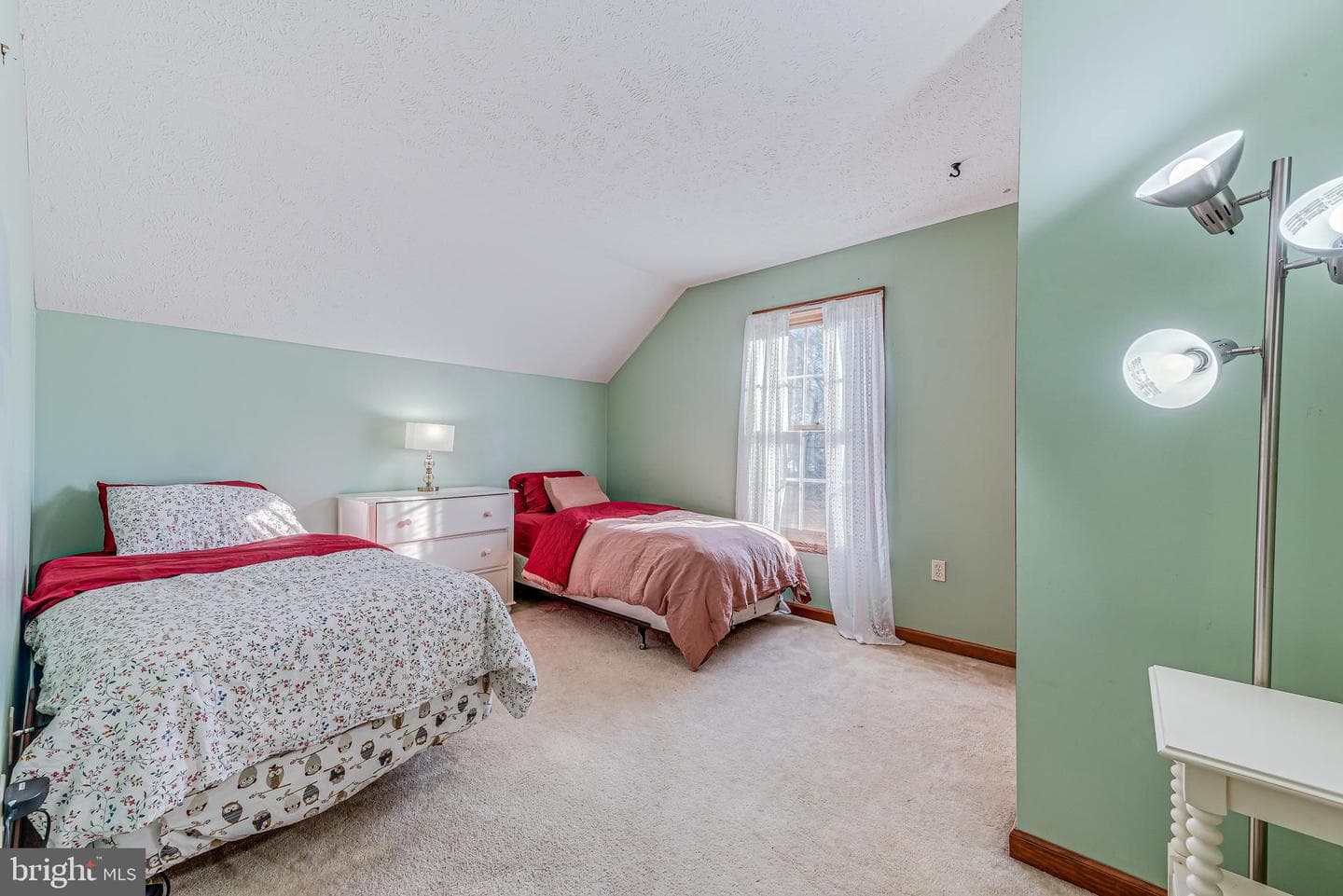 1624 Cotswold Road photo 30