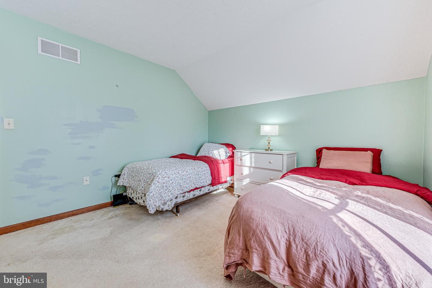 1624 Cotswold Road photo 31
