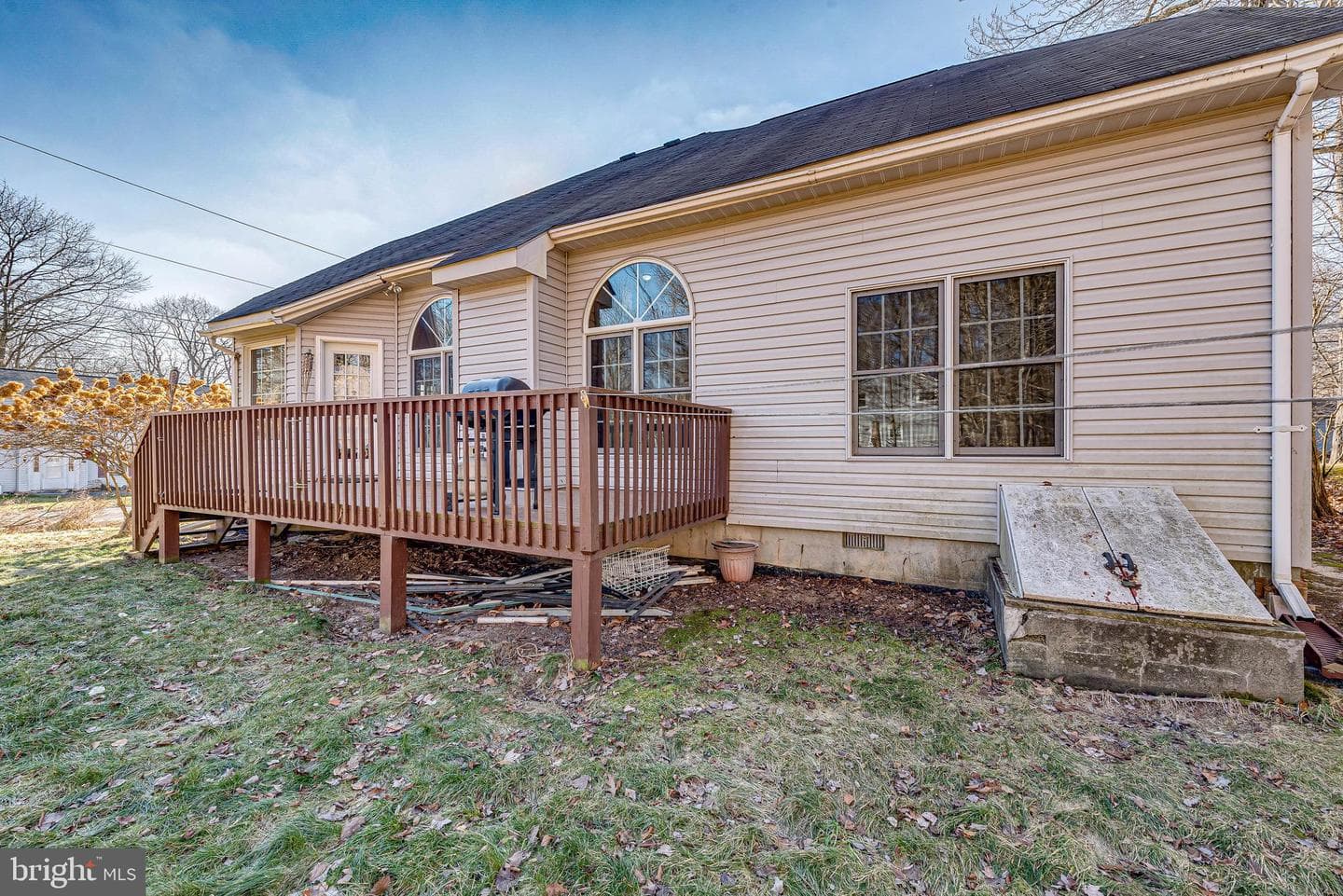 1624 Cotswold Road photo 42