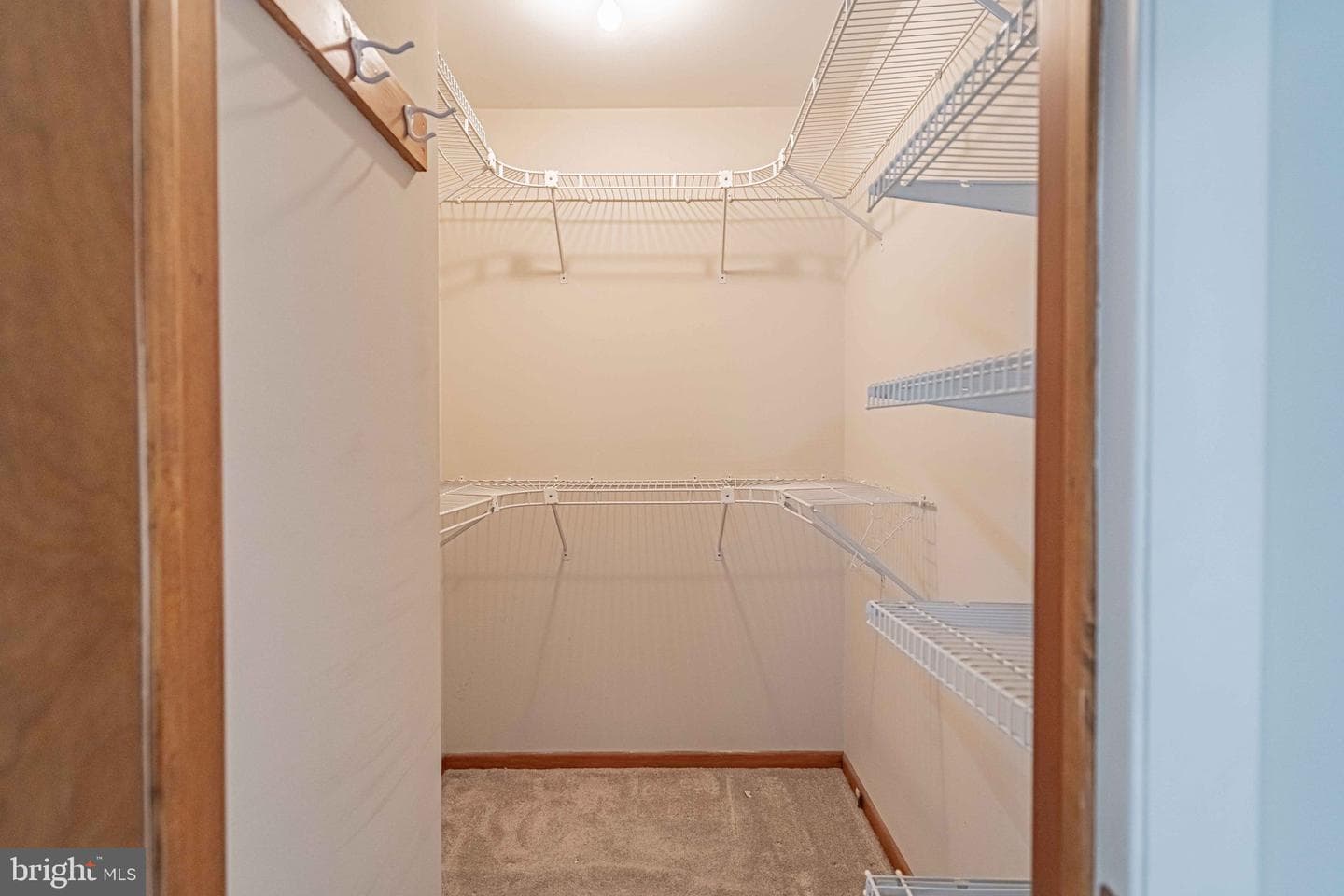 138 Darcy Drive photo 32