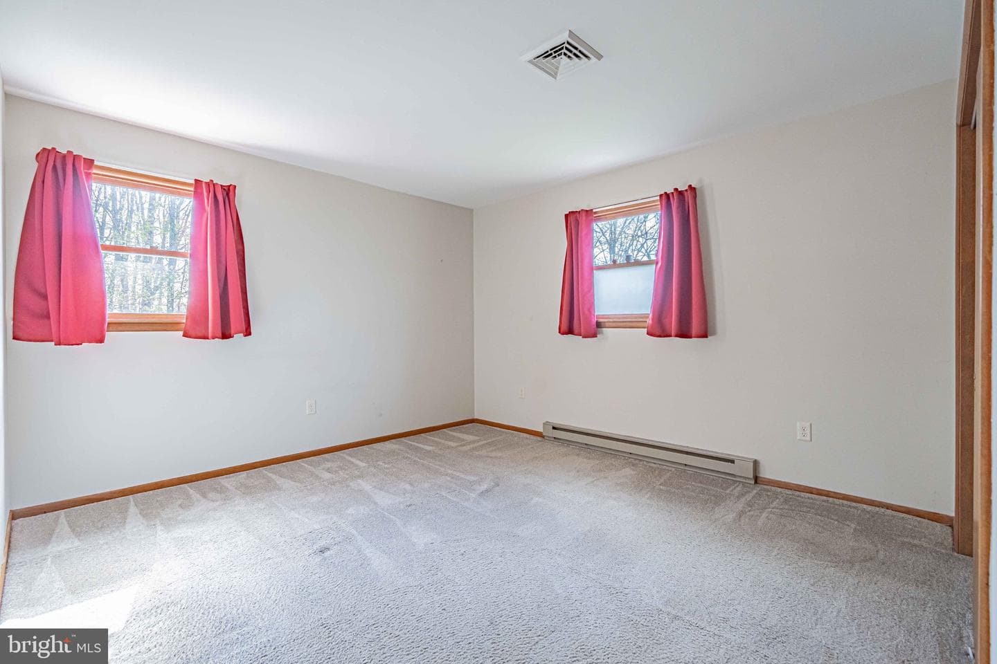 138 Darcy Drive photo 34
