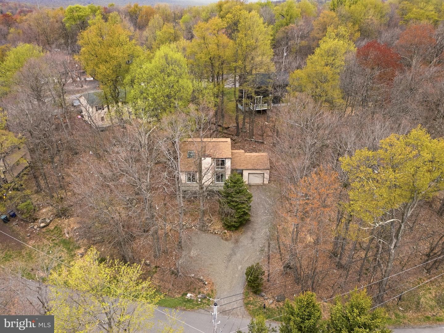 2231 Overlook Drive photo 2