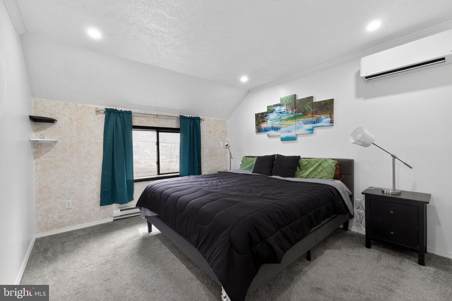 8962 Pheasant Lane photo 14
