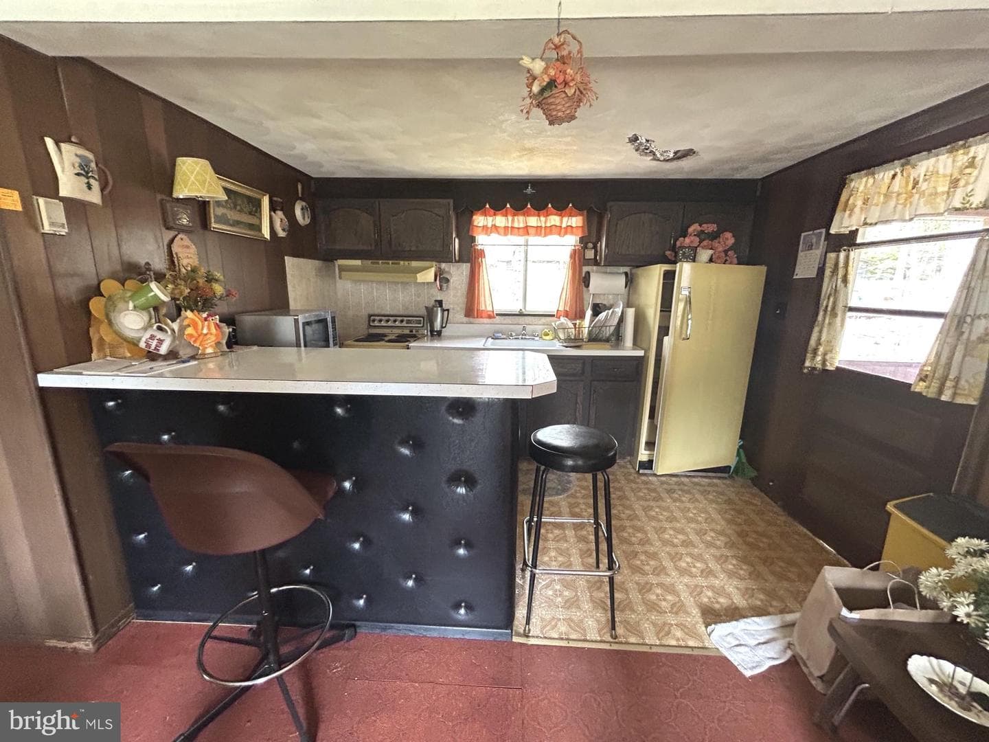 5145 Cresco Drive photo 3