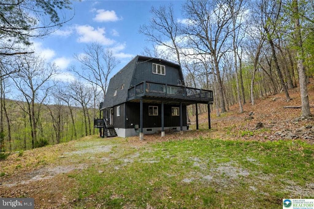 207 Bunsen Court, East Stroudsburg