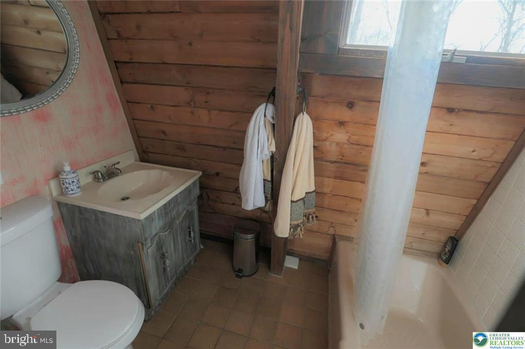 207 Bunsen Court photo 31