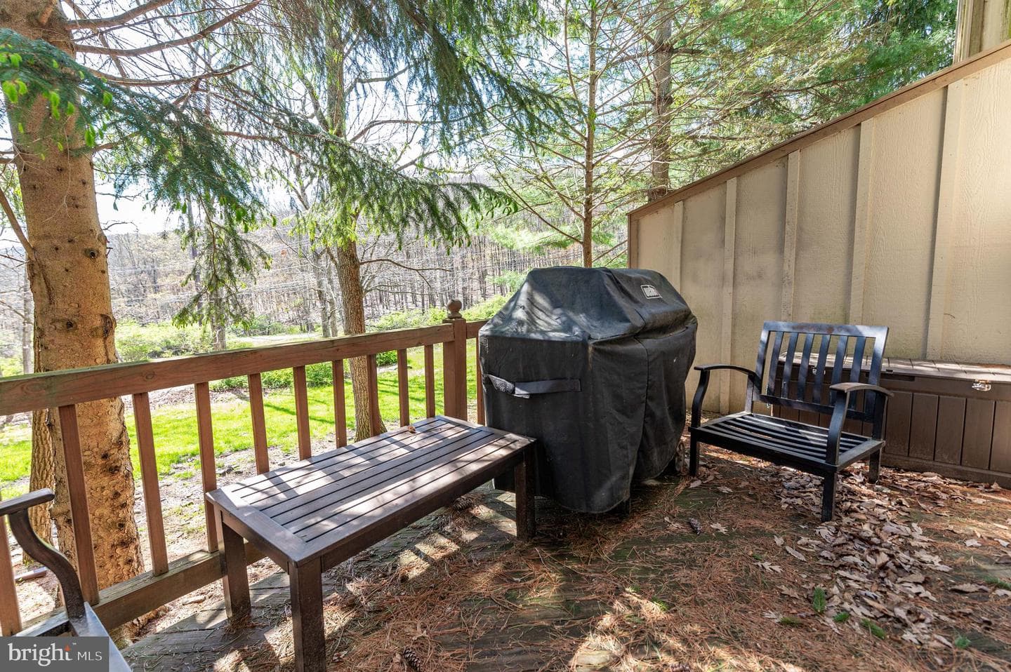 412 Hickory Dr photo 35